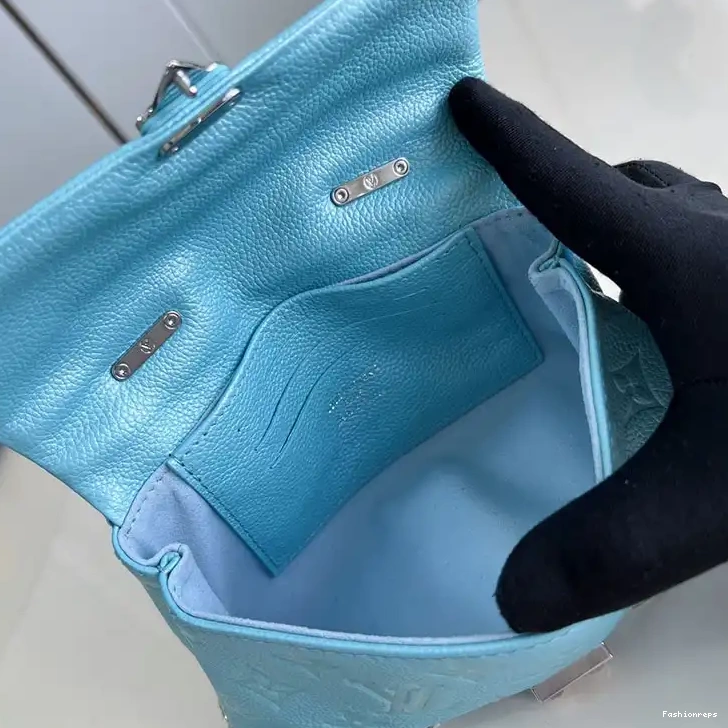 Fashionrepsfam ru 2411YA0294 LV Bags 0515